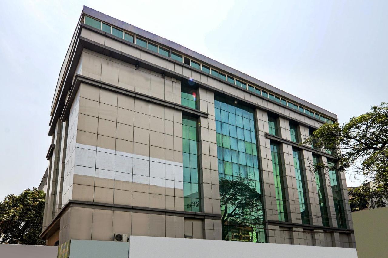 Capital O Hotel Central Park Near Birla Mandir Hyderabad Exterior photo