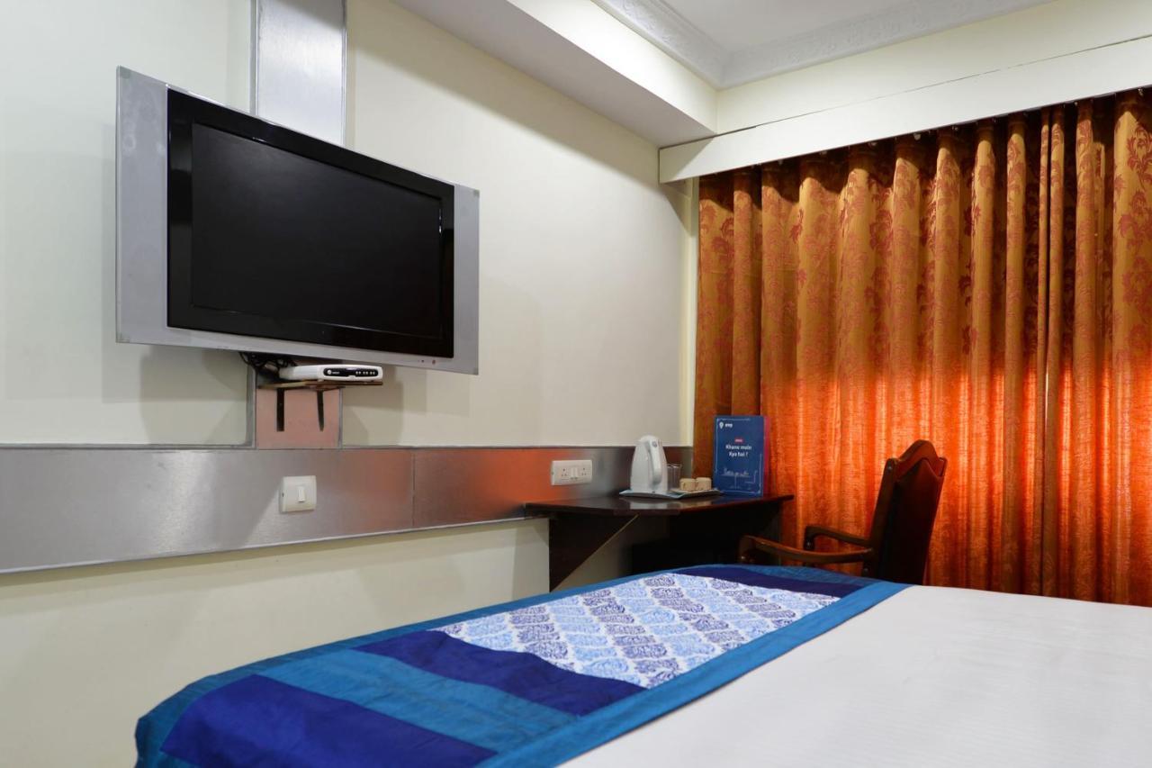 Capital O Hotel Central Park Near Birla Mandir Hyderabad Exterior photo